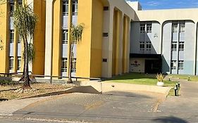 Lindo Studio no Sudoeste, próximo do centro de convenções Ulysses Guimarães, mane Garrincha e ministérios